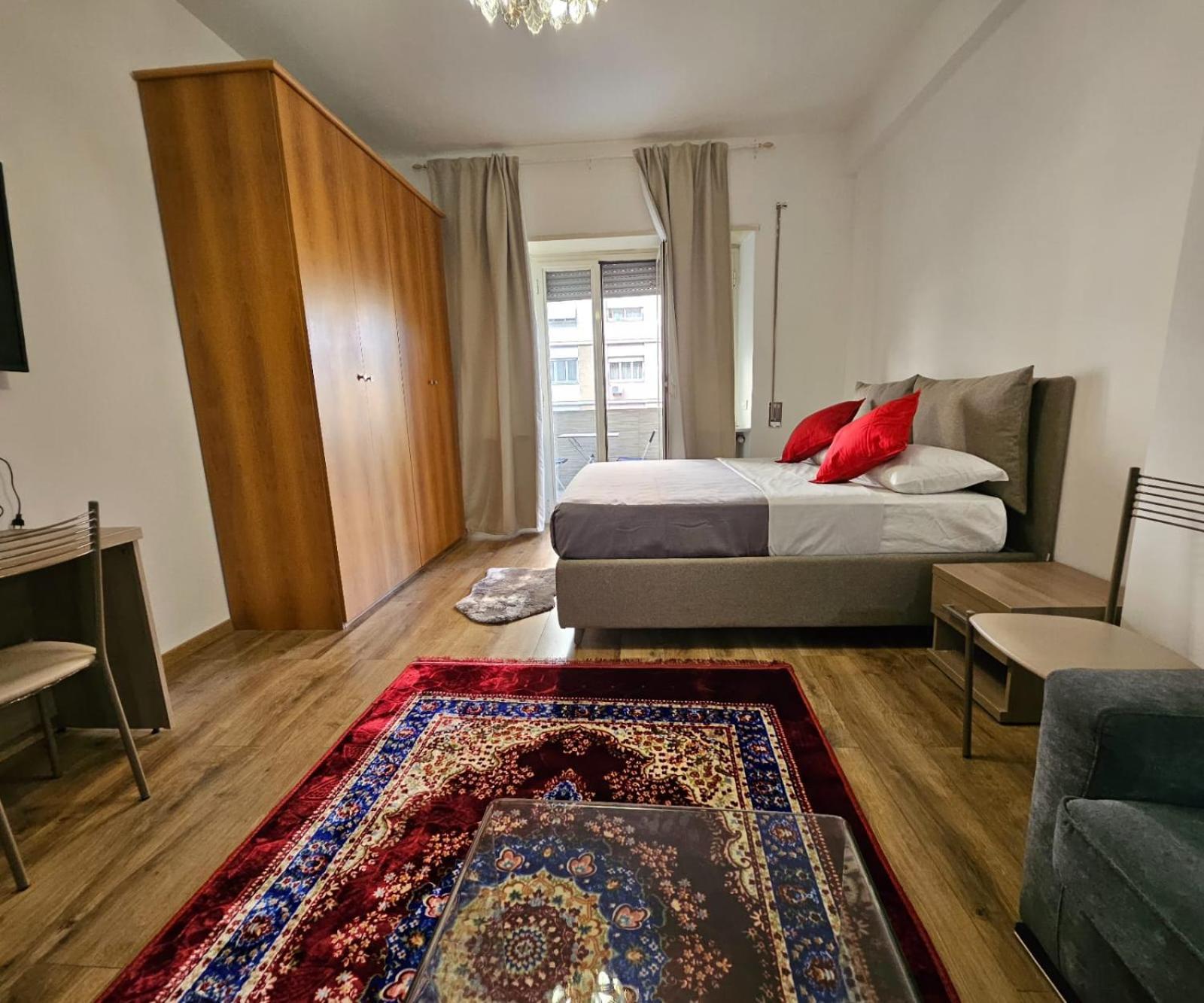 Simone House Apartment
